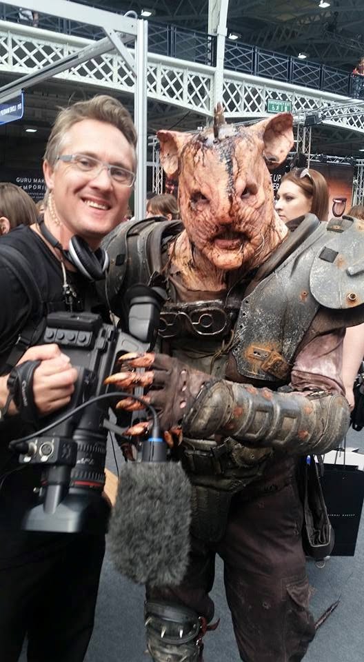 MAKE-UP AND EFFECTS SHOW